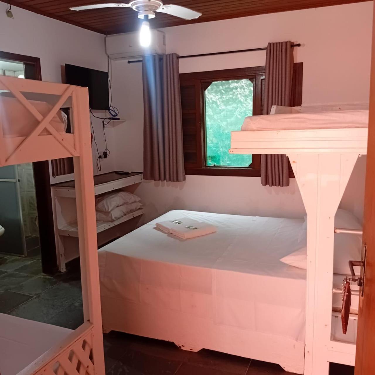 Pousada Gaivotas Peruíbe Quarto foto